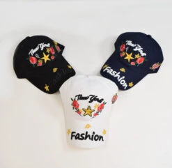 Casquette Motif Rose Et étoile (x12)