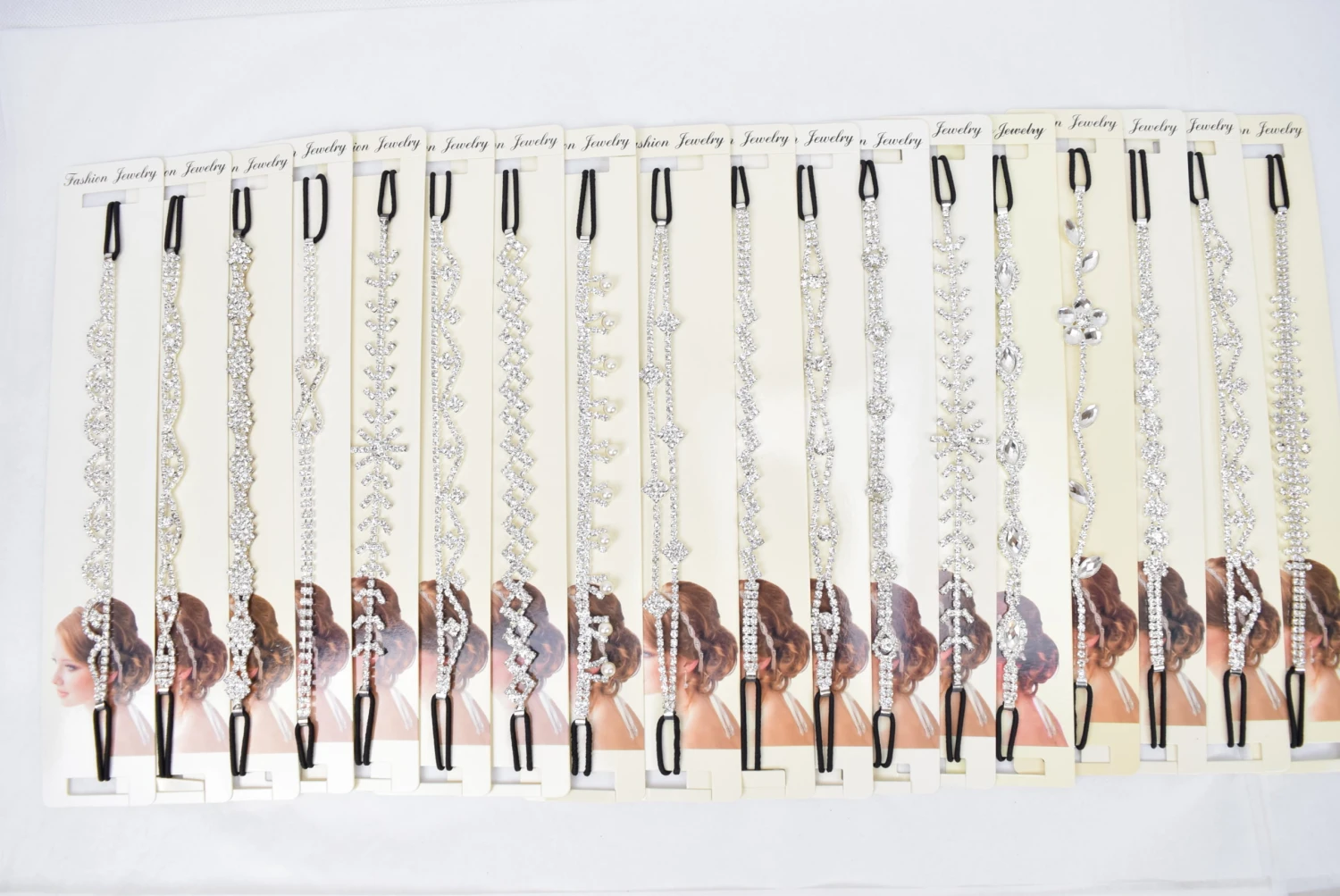 Serre-Tête Fantasies Diamanté (x12) 1 Serre-Tête Fantasies Diamanté (x12)