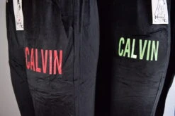 Pantalon Velours Coloré Motif Calvin (x12) 6 Pantalon Velours Coloré Motif Calvin (x12) -Grossistefrance Soldes DSC 0788 scaled 1