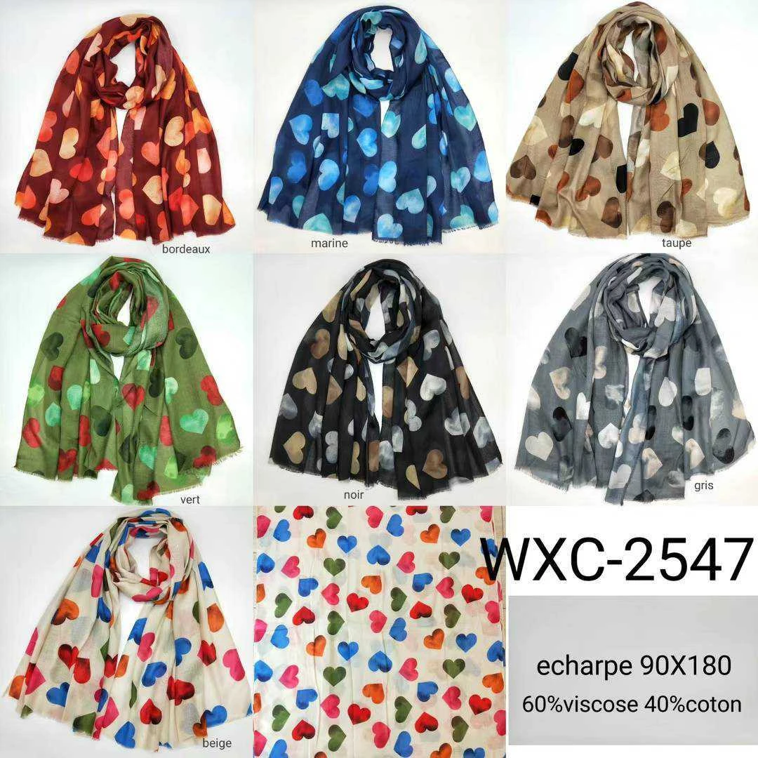 Écharpe En Viscose Et Coton à Motifs Cœurs – Douceur Et Style (x6) 1 Écharpe En Viscose Et Coton à Motifs Cœurs – Douceur Et Style (x6)